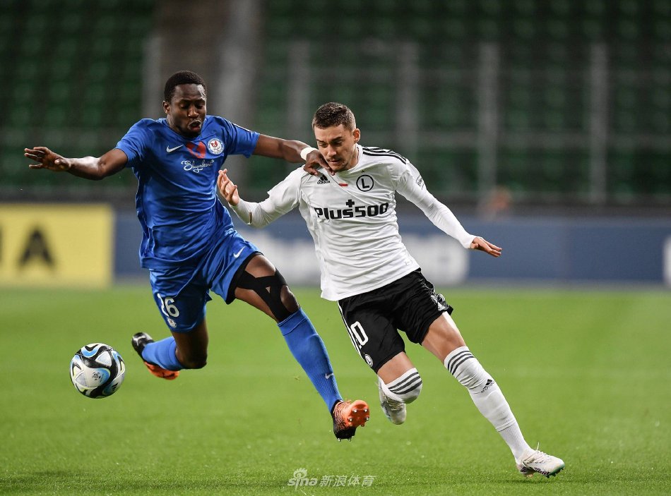 战绩表现稳 战绩表现稳